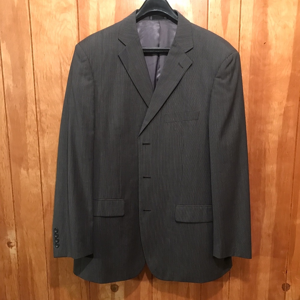 Emanuel Ungaro Mens Suit Jacket size 44 R Grey w/ White Pinstripes